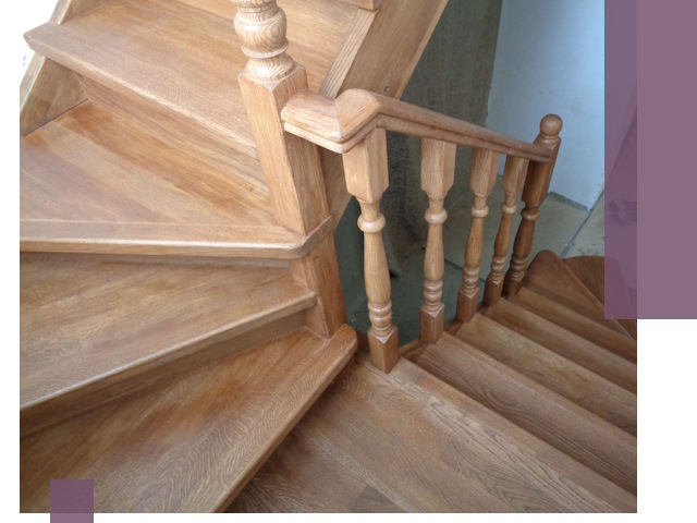 Дубовые лестницы под ключ в Тюмени: изготовление и монтаж