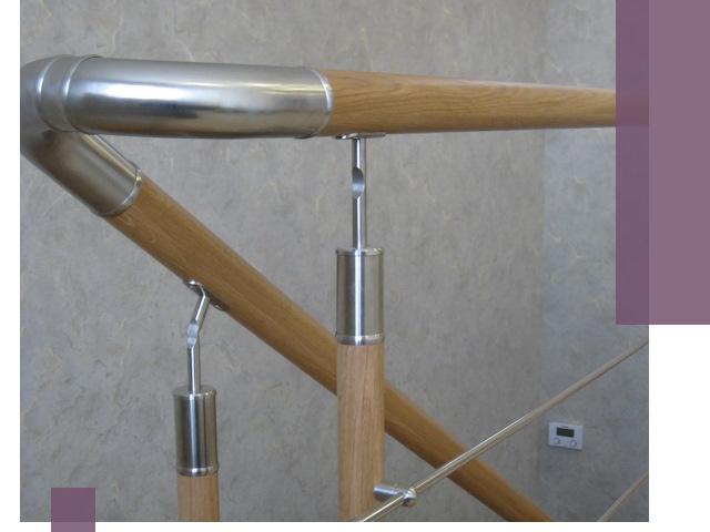 Комбинированные перила на заказ в Тюмени — монтаж и производство