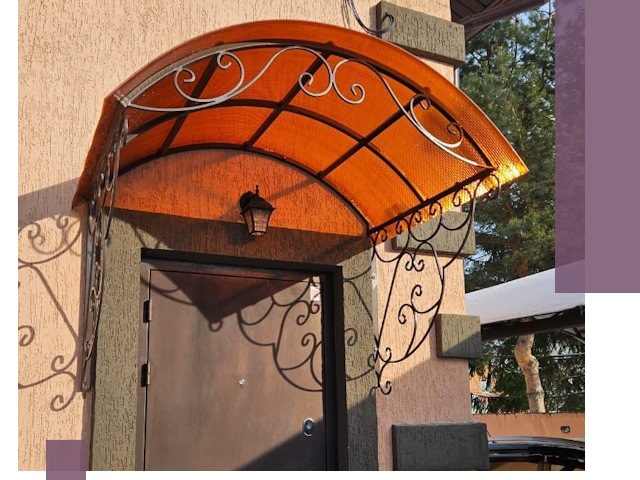 Демонтаж козырьков в Тюмени быстро и безопасно