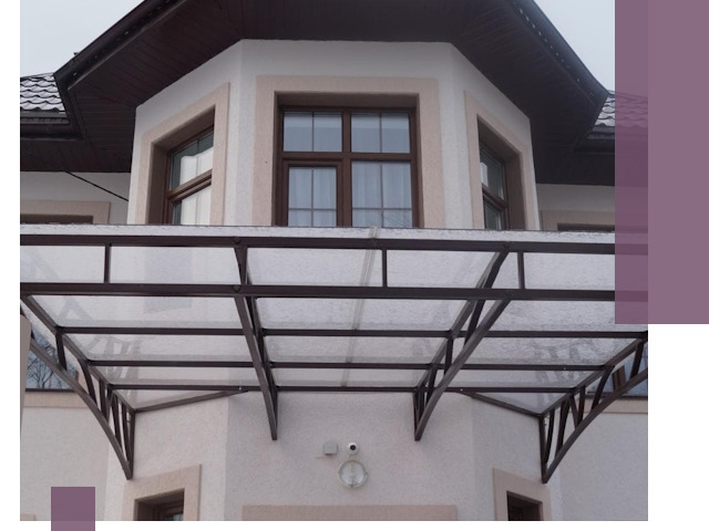 Козырьки из поликарбоната под ключ в Тюмени