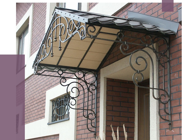 Двускатные козырьки в Тюмени под ключ от 12759 руб.