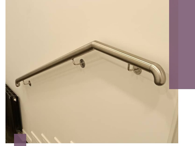 Изготовление пристенных поручней в Тюмени под ключ за сроки